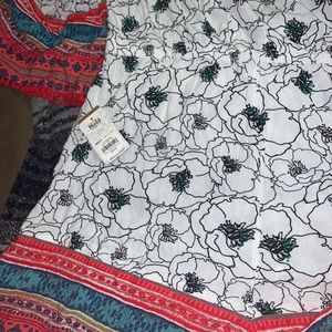Mudd Pants - White floral print romper Mudd Pants - White floral print romper